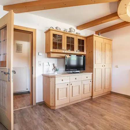 Marchfeld 1 2 3 Apartman *